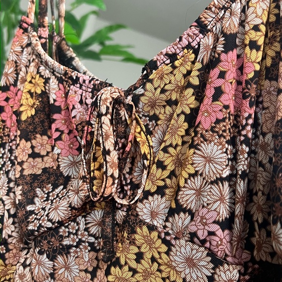 Ultra Flirt Floral Ruched Mini Dress - Picture 3 of 6